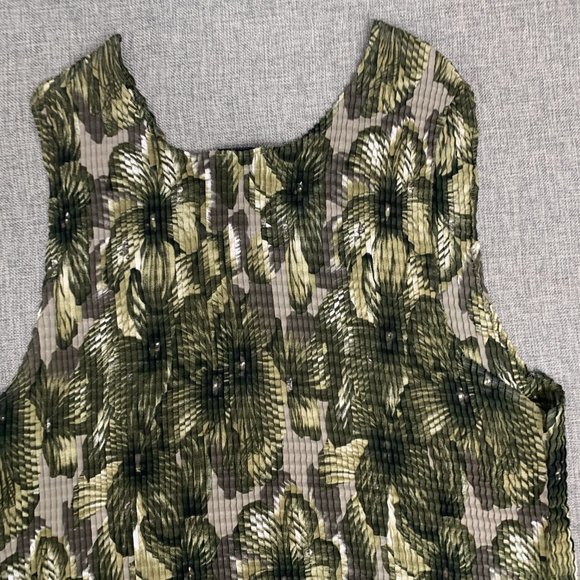 George Woman Accordion Floral Sleeveless Top Scoop Neckline X-Large Green Black - Picture 8 of 11